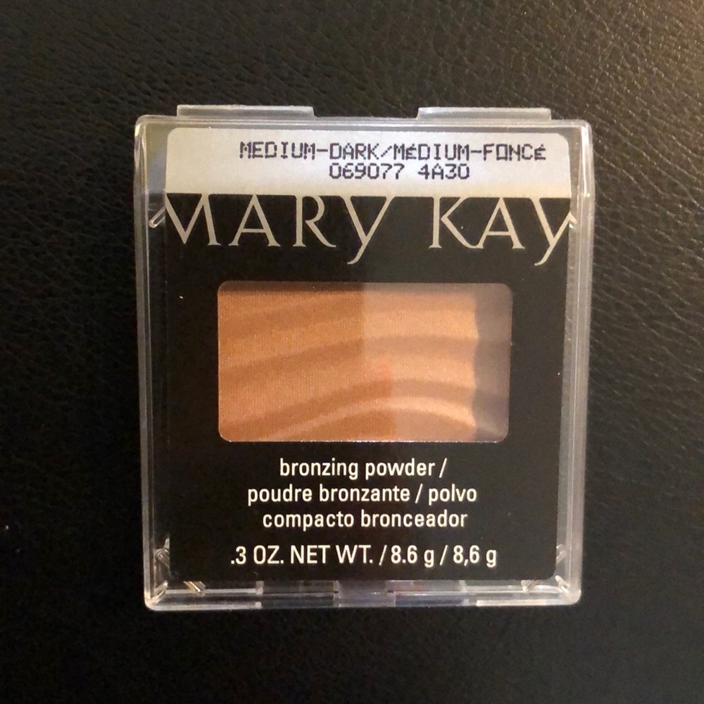 Mary Kay Bronzer